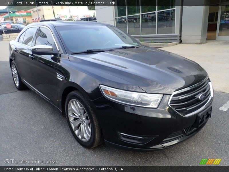 Tuxedo Black Metallic / Charcoal Black 2013 Ford Taurus Limited