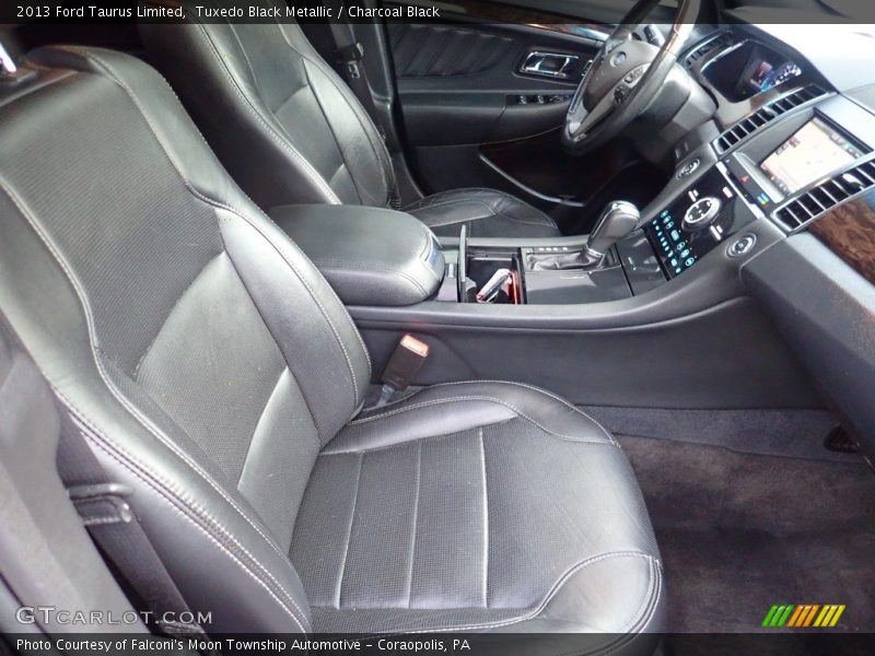 Tuxedo Black Metallic / Charcoal Black 2013 Ford Taurus Limited