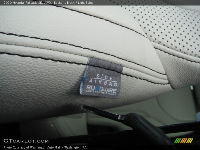 Becketts Black / Light Beige 2020 Hyundai Palisade SEL AWD