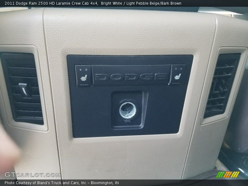 Bright White / Light Pebble Beige/Bark Brown 2011 Dodge Ram 2500 HD Laramie Crew Cab 4x4