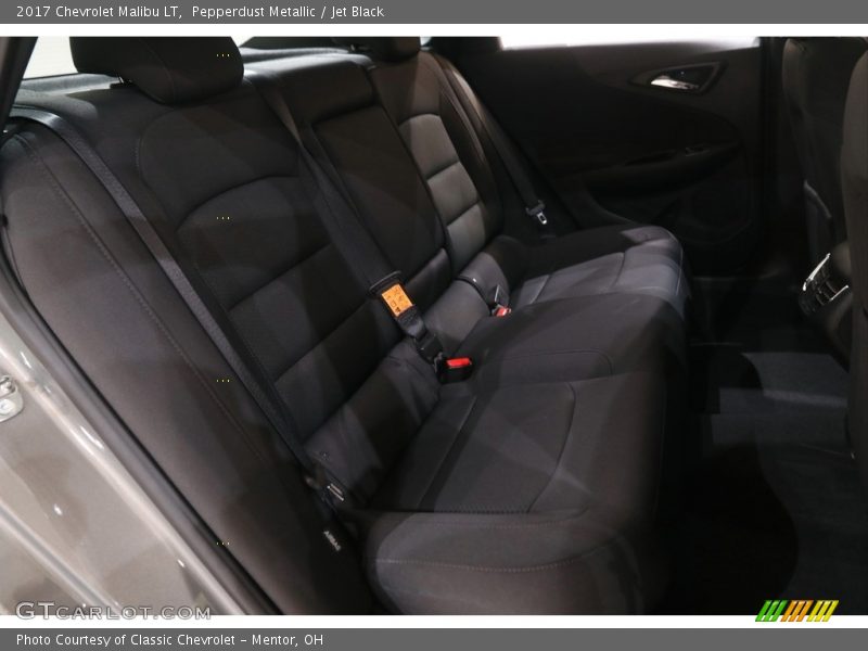 Pepperdust Metallic / Jet Black 2017 Chevrolet Malibu LT