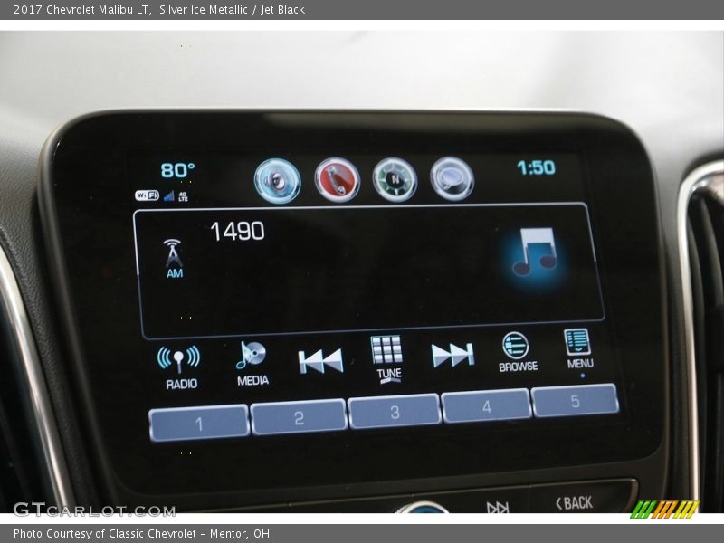 Silver Ice Metallic / Jet Black 2017 Chevrolet Malibu LT