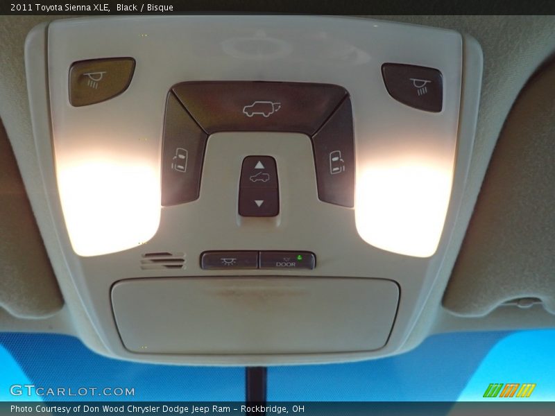Black / Bisque 2011 Toyota Sienna XLE