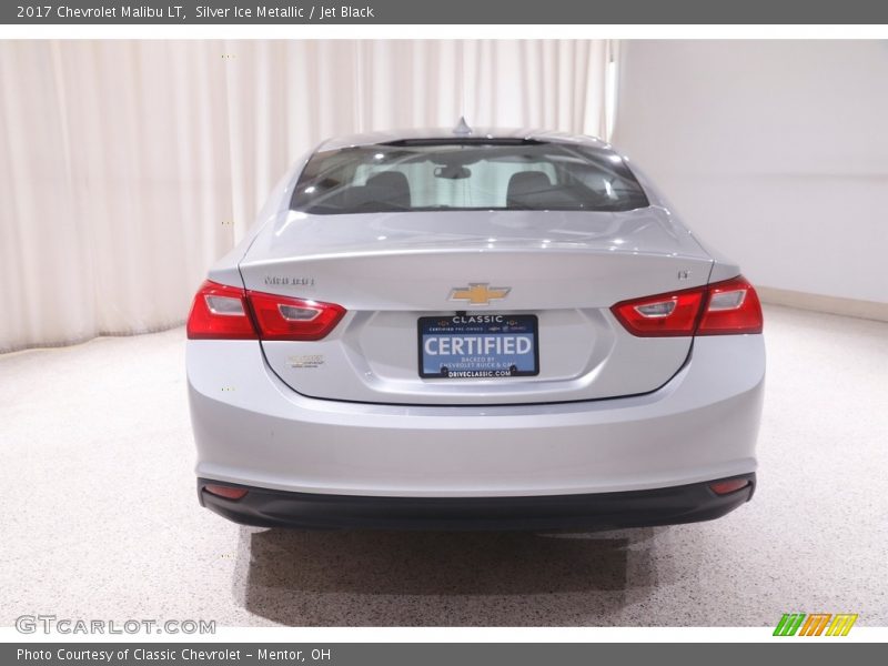 Silver Ice Metallic / Jet Black 2017 Chevrolet Malibu LT