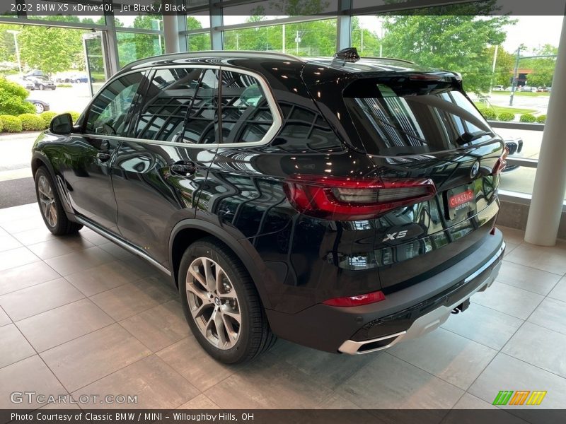 Jet Black / Black 2022 BMW X5 xDrive40i