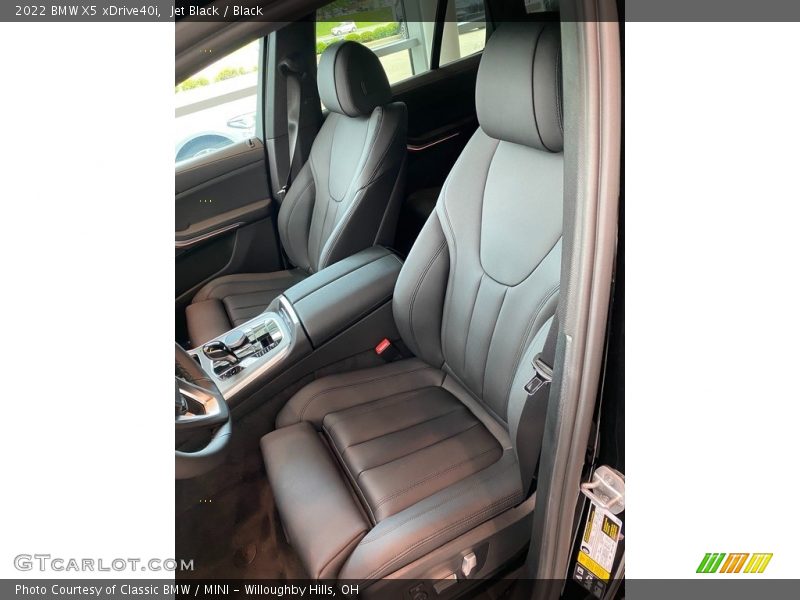 Jet Black / Black 2022 BMW X5 xDrive40i