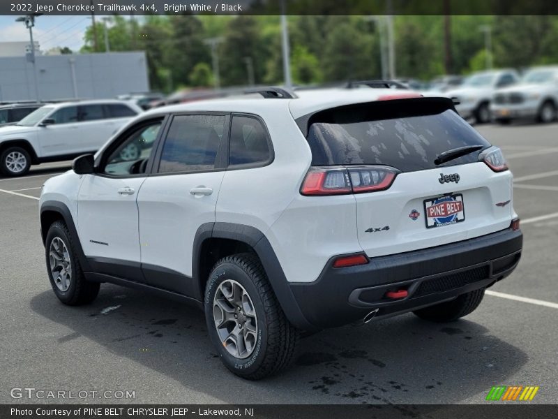 Bright White / Black 2022 Jeep Cherokee Trailhawk 4x4