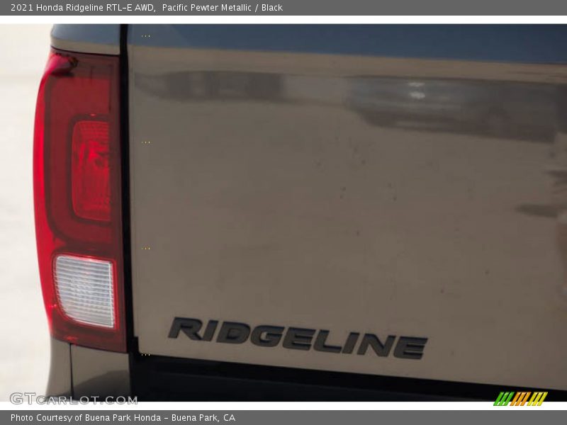 Pacific Pewter Metallic / Black 2021 Honda Ridgeline RTL-E AWD