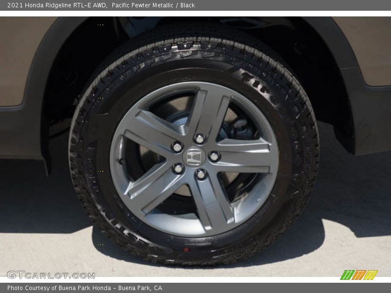 Pacific Pewter Metallic / Black 2021 Honda Ridgeline RTL-E AWD