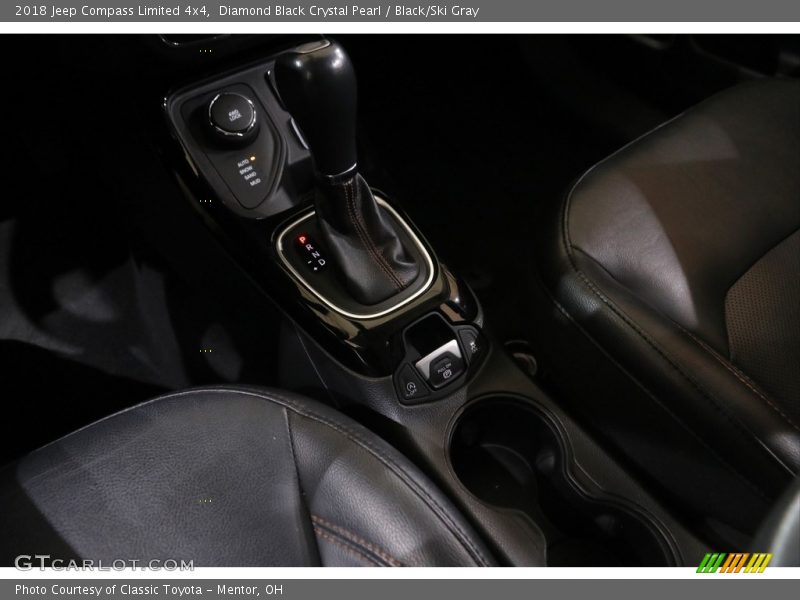 Diamond Black Crystal Pearl / Black/Ski Gray 2018 Jeep Compass Limited 4x4