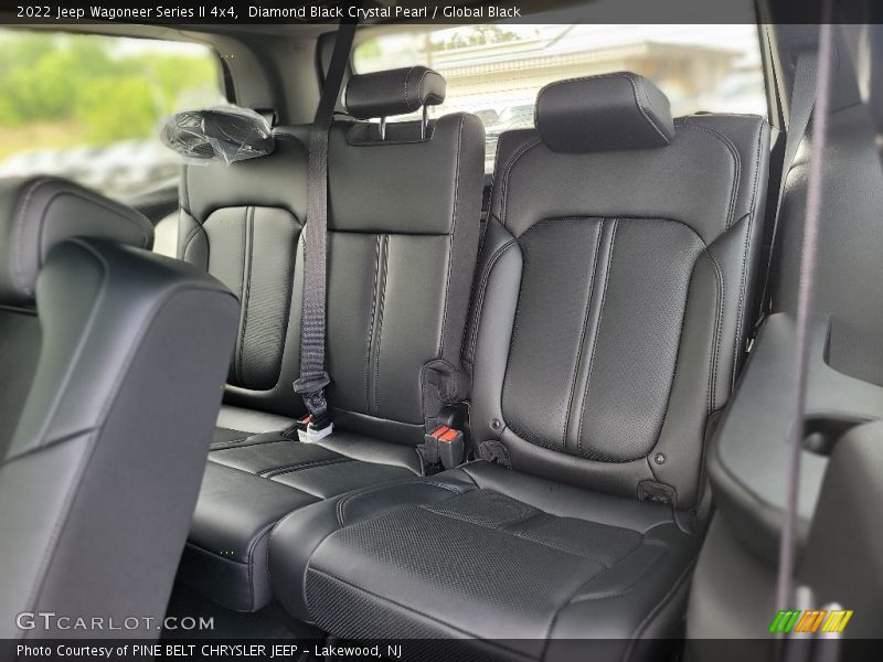 Diamond Black Crystal Pearl / Global Black 2022 Jeep Wagoneer Series II 4x4