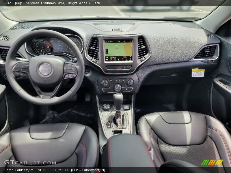 Bright White / Black 2022 Jeep Cherokee Trailhawk 4x4