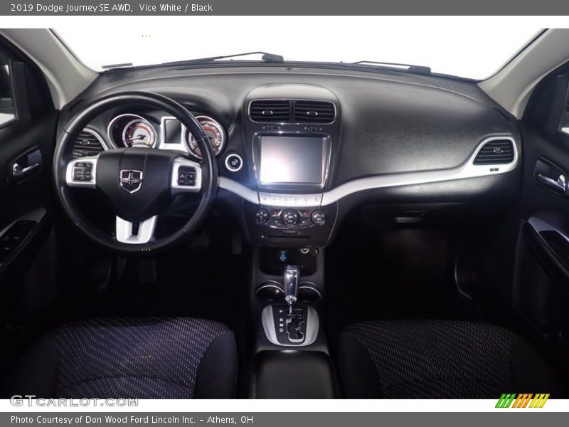 Vice White / Black 2019 Dodge Journey SE AWD