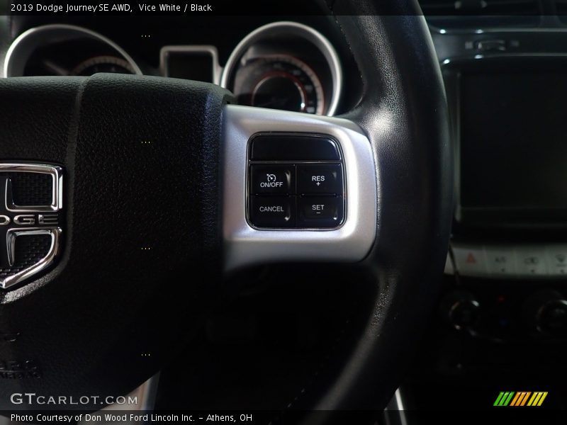 Vice White / Black 2019 Dodge Journey SE AWD