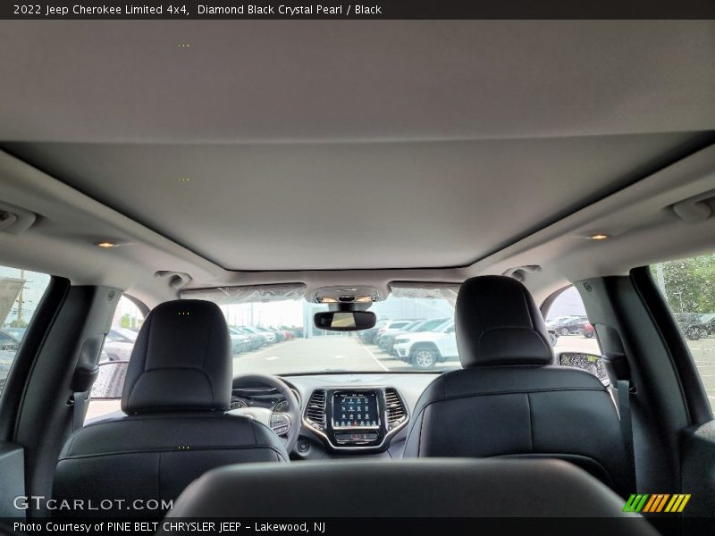 Diamond Black Crystal Pearl / Black 2022 Jeep Cherokee Limited 4x4