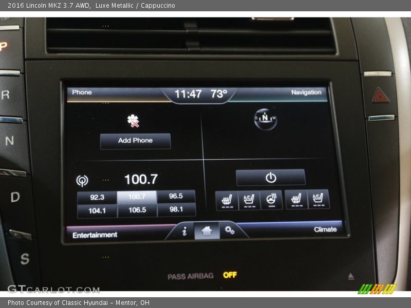 Controls of 2016 MKZ 3.7 AWD