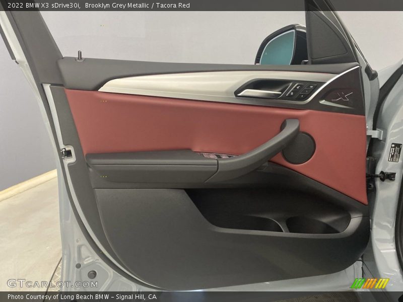 Door Panel of 2022 X3 sDrive30i