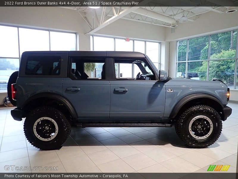 Area 51 / Space Gray/Navy Pier 2022 Ford Bronco Outer Banks 4x4 4-Door