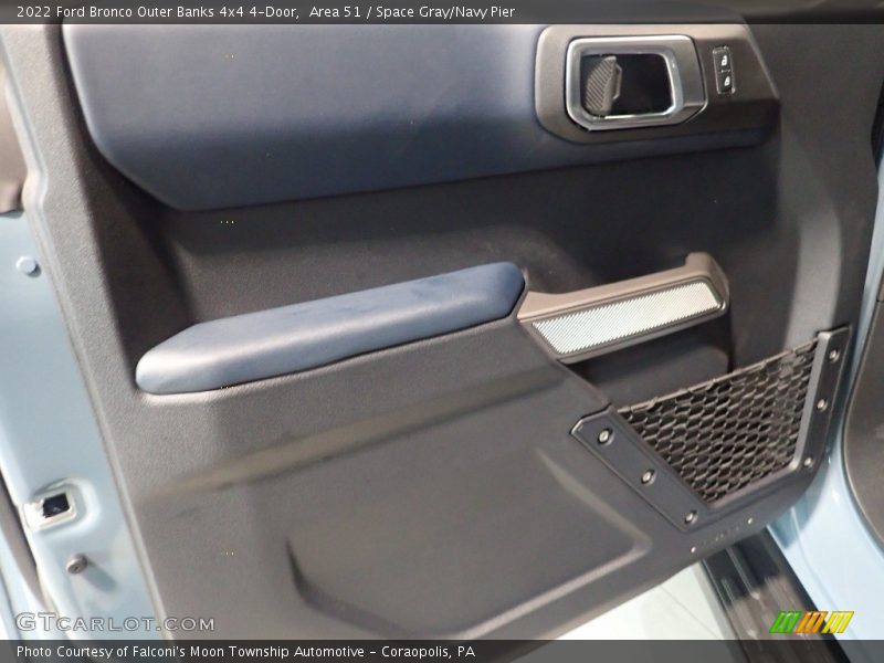 Area 51 / Space Gray/Navy Pier 2022 Ford Bronco Outer Banks 4x4 4-Door