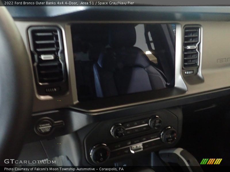 Area 51 / Space Gray/Navy Pier 2022 Ford Bronco Outer Banks 4x4 4-Door