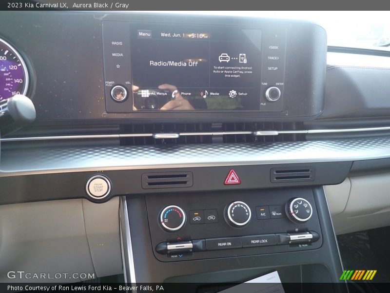 Aurora Black / Gray 2023 Kia Carnival LX