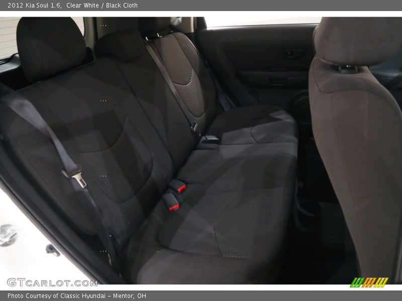 Clear White / Black Cloth 2012 Kia Soul 1.6