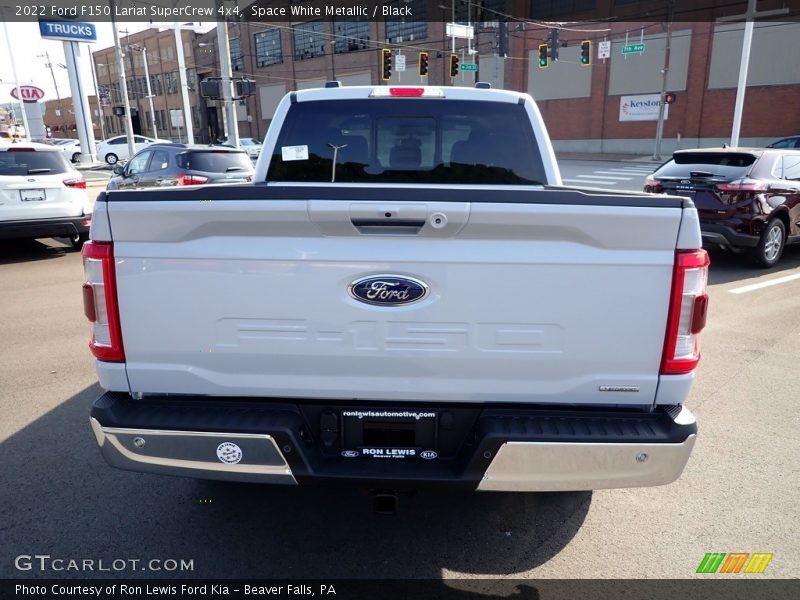 Space White Metallic / Black 2022 Ford F150 Lariat SuperCrew 4x4