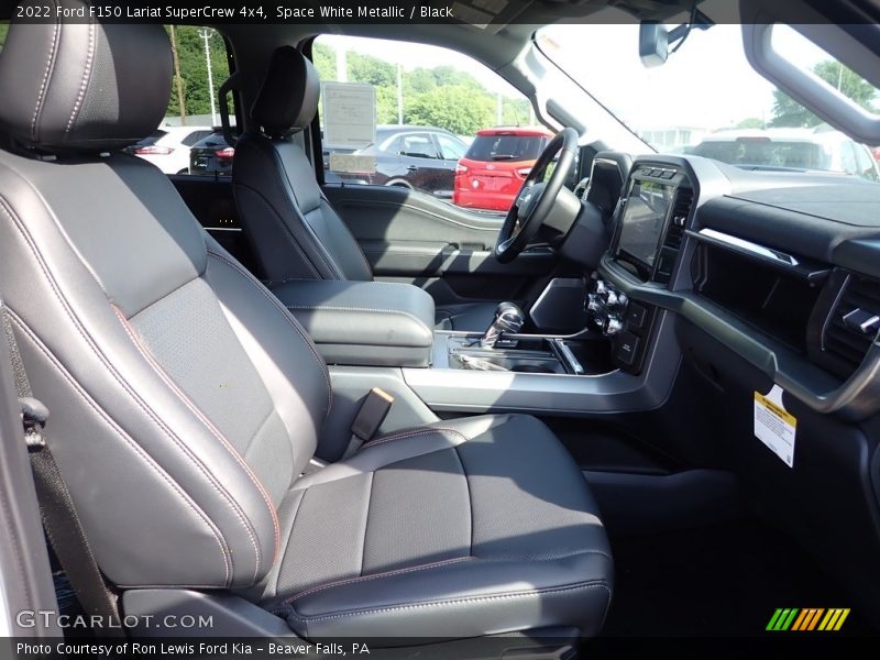 Space White Metallic / Black 2022 Ford F150 Lariat SuperCrew 4x4