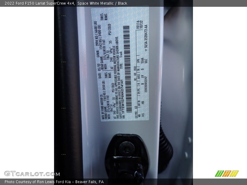 Space White Metallic / Black 2022 Ford F150 Lariat SuperCrew 4x4