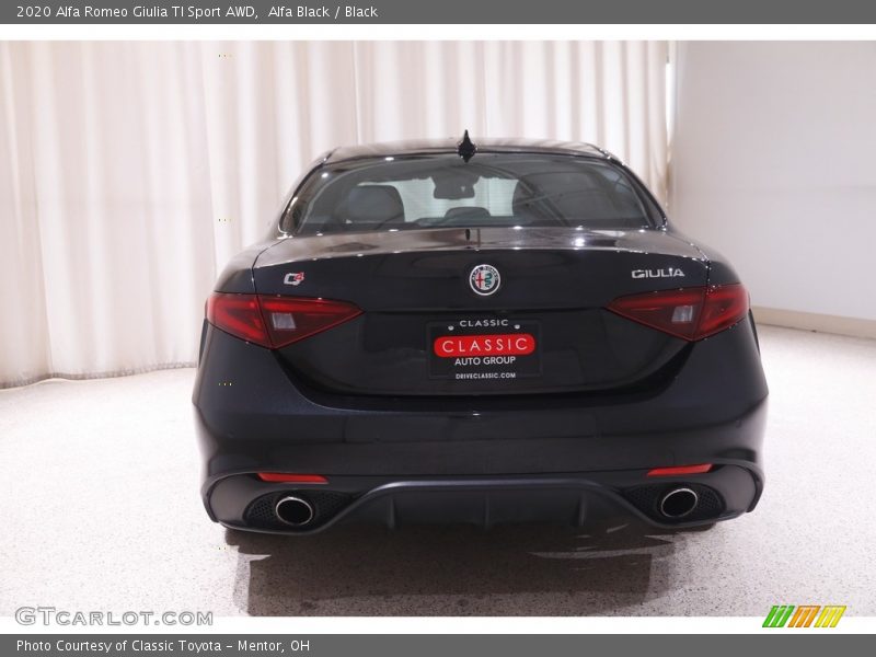 Alfa Black / Black 2020 Alfa Romeo Giulia TI Sport AWD