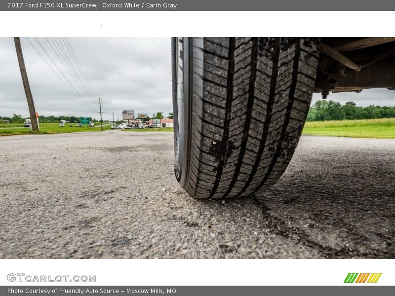 Oxford White / Earth Gray 2017 Ford F150 XL SuperCrew