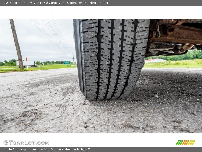 Oxford White / Medium Flint 2014 Ford E-Series Van E250 Cargo Van