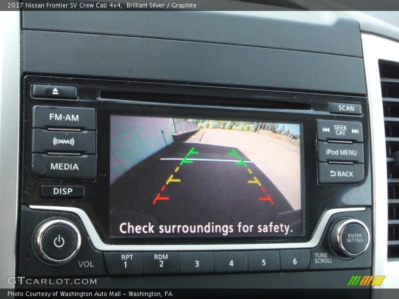 Controls of 2017 Frontier SV Crew Cab 4x4