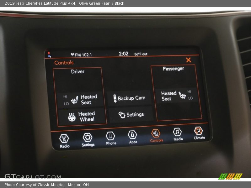 Olive Green Pearl / Black 2019 Jeep Cherokee Latitude Plus 4x4