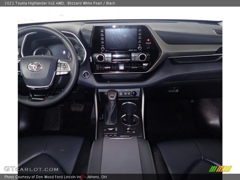 Blizzard White Pearl / Black 2021 Toyota Highlander XLE AWD