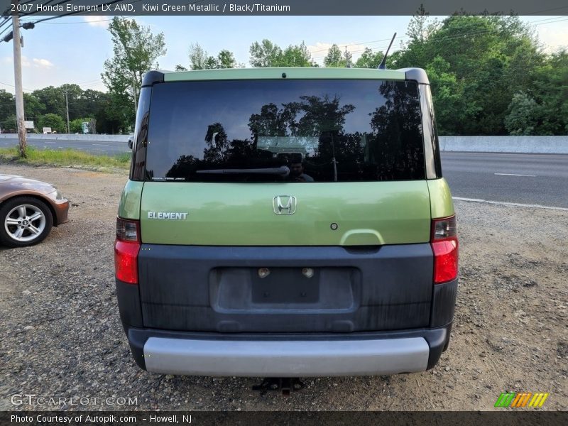 Kiwi Green Metallic / Black/Titanium 2007 Honda Element LX AWD