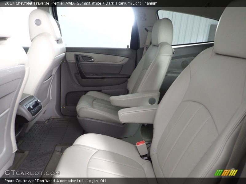Summit White / Dark Titanium/Light Titanium 2017 Chevrolet Traverse Premier AWD