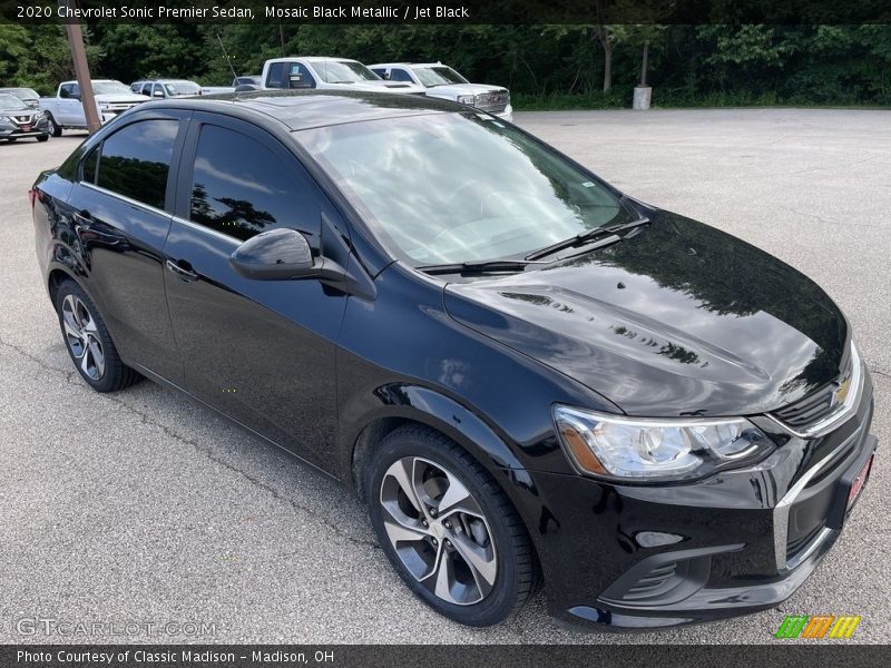 Mosaic Black Metallic / Jet Black 2020 Chevrolet Sonic Premier Sedan