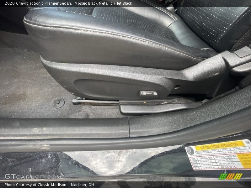Mosaic Black Metallic / Jet Black 2020 Chevrolet Sonic Premier Sedan