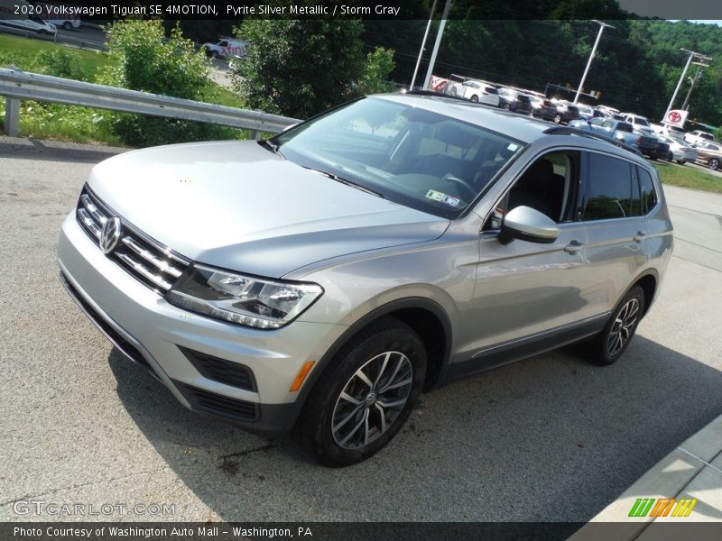 Pyrite Silver Metallic / Storm Gray 2020 Volkswagen Tiguan SE 4MOTION