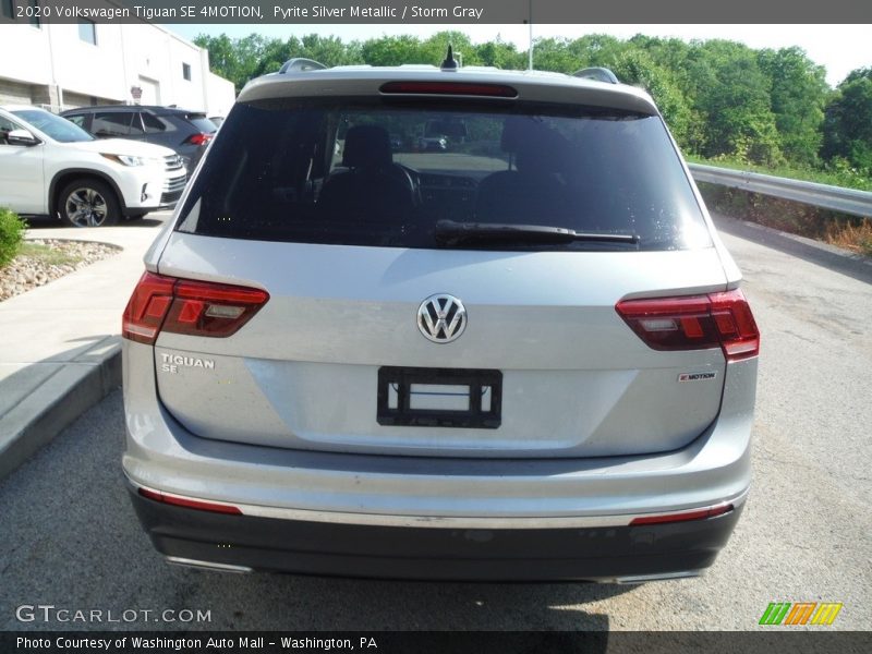 Pyrite Silver Metallic / Storm Gray 2020 Volkswagen Tiguan SE 4MOTION