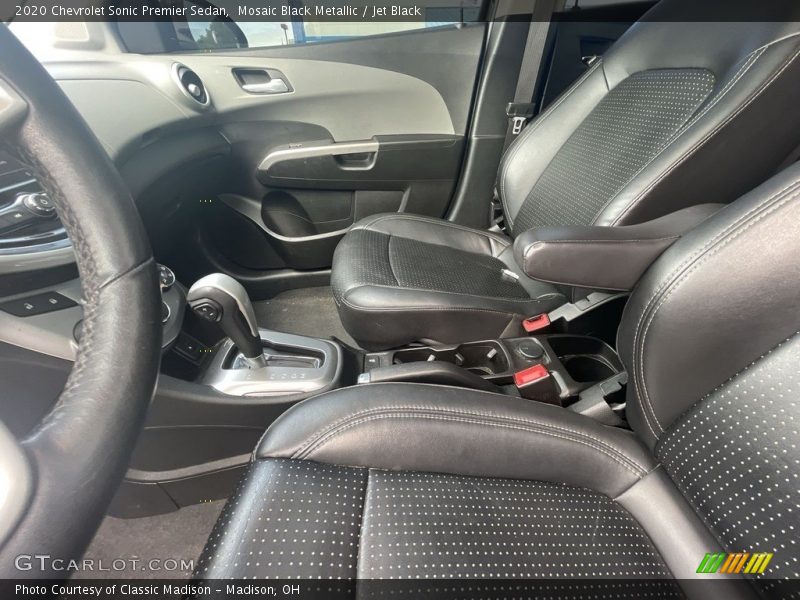 Mosaic Black Metallic / Jet Black 2020 Chevrolet Sonic Premier Sedan