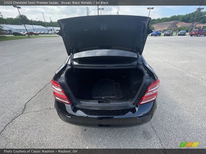 Mosaic Black Metallic / Jet Black 2020 Chevrolet Sonic Premier Sedan