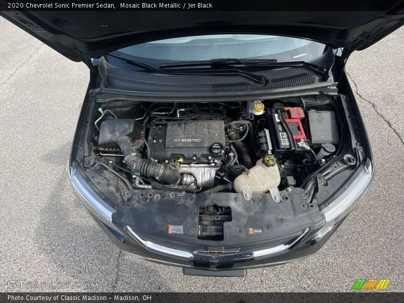 Mosaic Black Metallic / Jet Black 2020 Chevrolet Sonic Premier Sedan