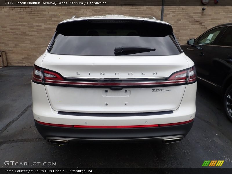 White Platinum / Cappuccino 2019 Lincoln Nautilus Reserve