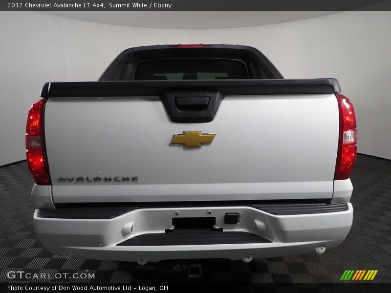 Summit White / Ebony 2012 Chevrolet Avalanche LT 4x4