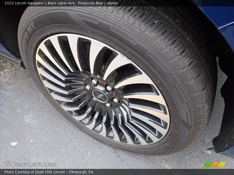  2020 Navigator L Black Label 4x4 Wheel