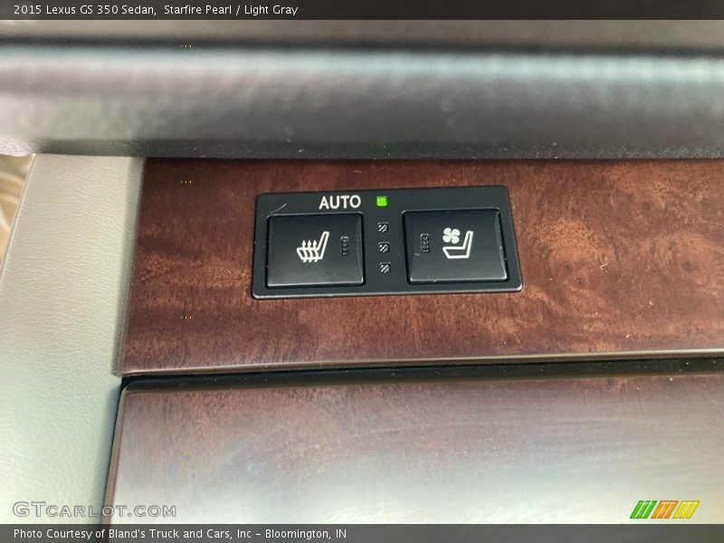 Controls of 2015 GS 350 Sedan