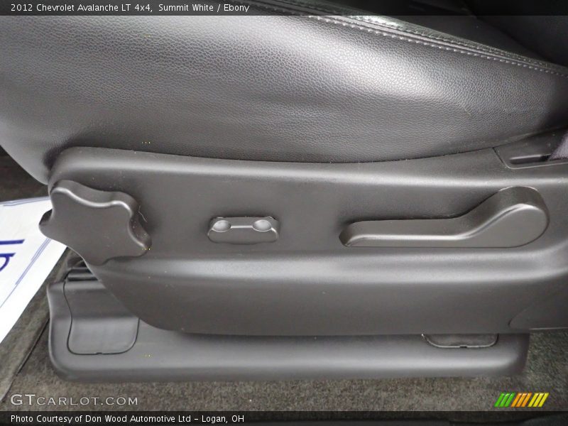 Summit White / Ebony 2012 Chevrolet Avalanche LT 4x4