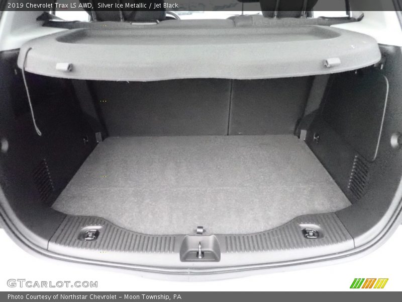 Silver Ice Metallic / Jet Black 2019 Chevrolet Trax LS AWD